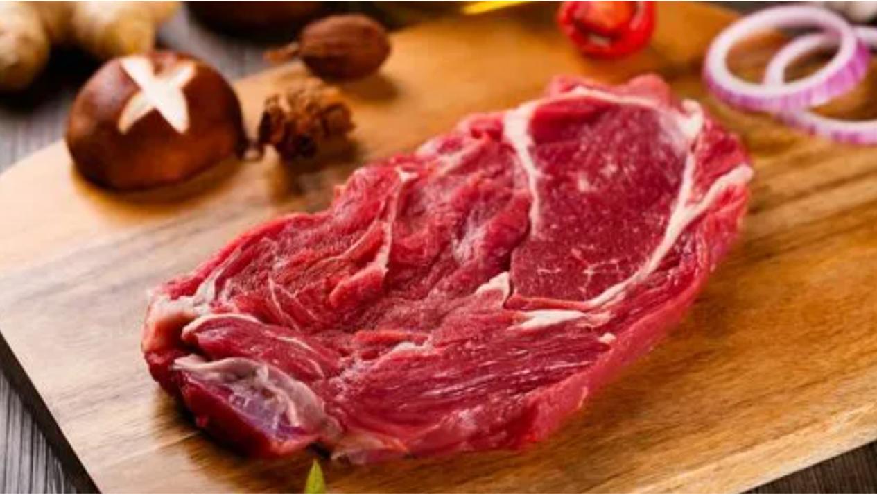 老年人摔了一跤筋摔伤了,老人腿骨摔骨折了吃啥补好