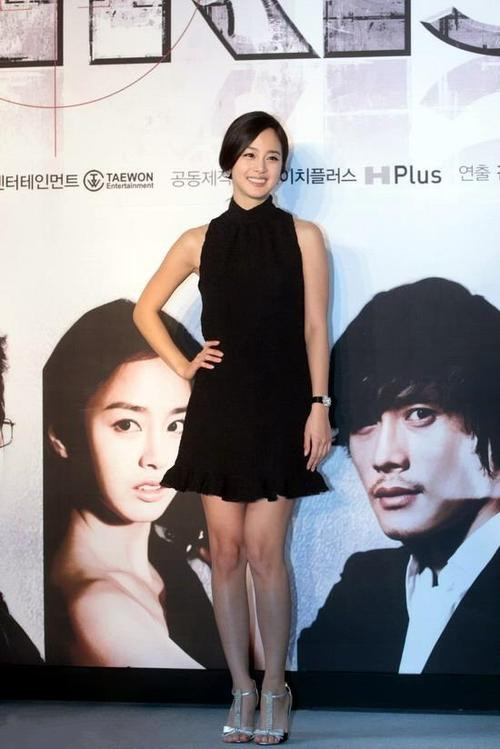 金泰熙为什么这么像20岁,金泰熙年轻时的颜值巅峰