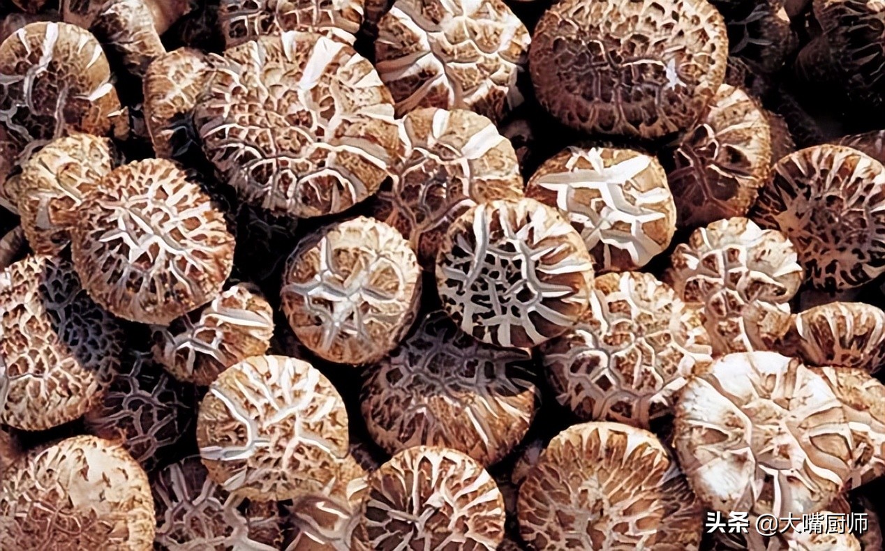 怎样泡干香菇又快又好妙招大全,干香菇泡发的正确方法不用小苏打