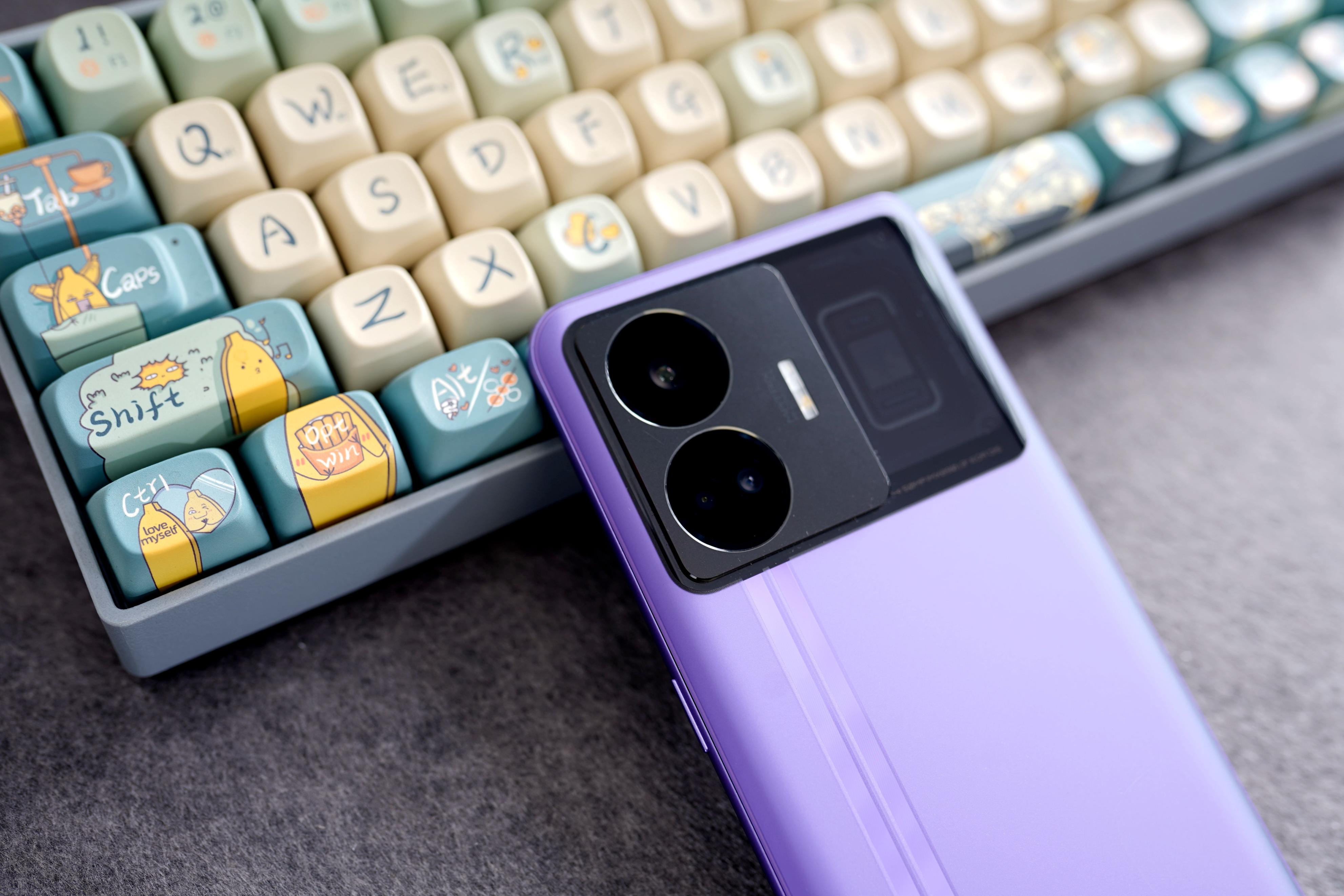 “应有尽有”打动我心，这5款“万金油”手机，用个三年不想换