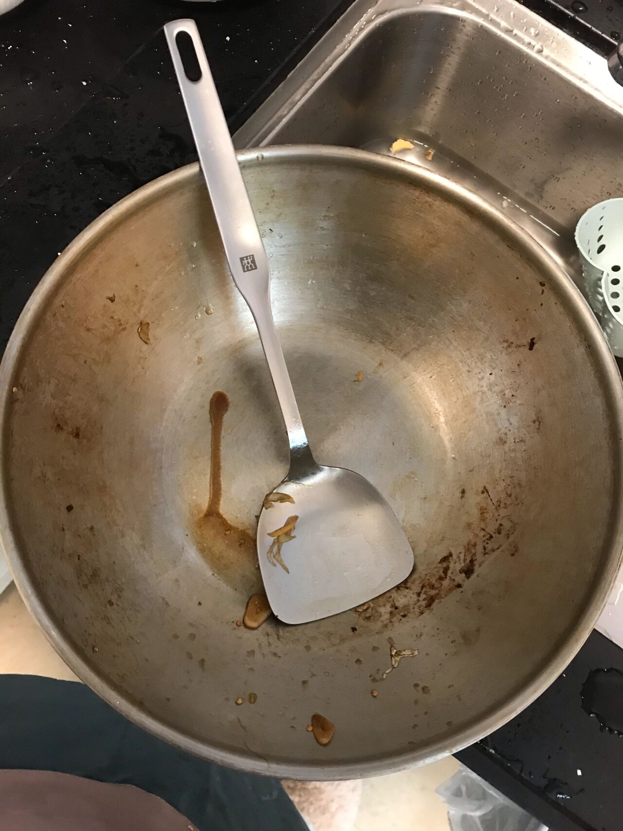 家庭小厨房用什么锅好,买一个厨房用的锅子