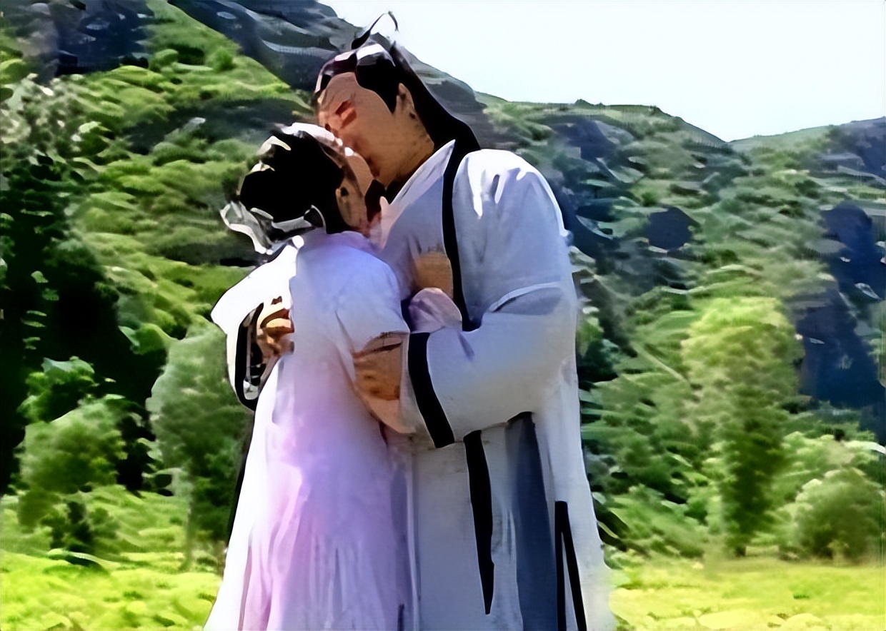 拍吻戏赵丽颖,赵丽颖杨幂吻戏合集