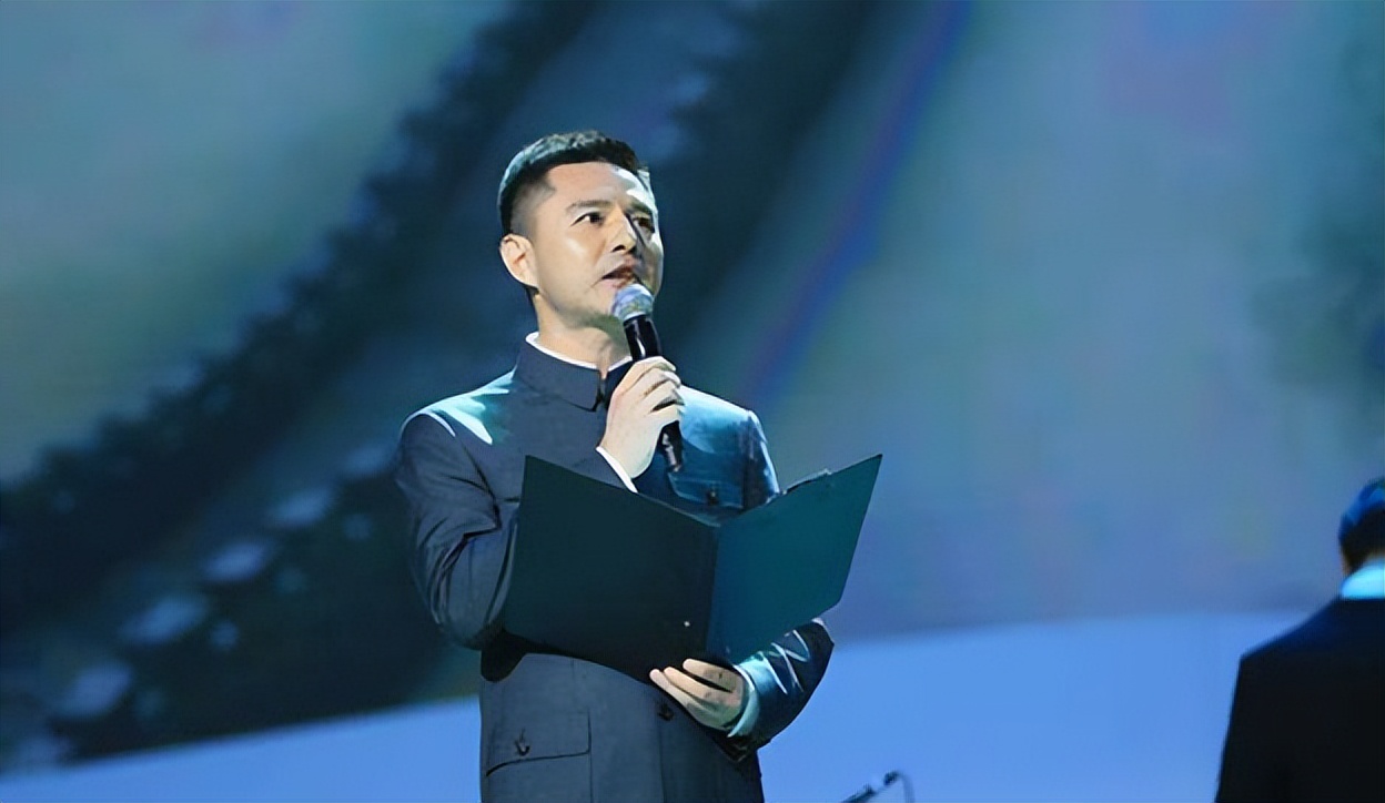 原央视播音员赵普离职后发展怎样,央视主播赵普离职后当网红