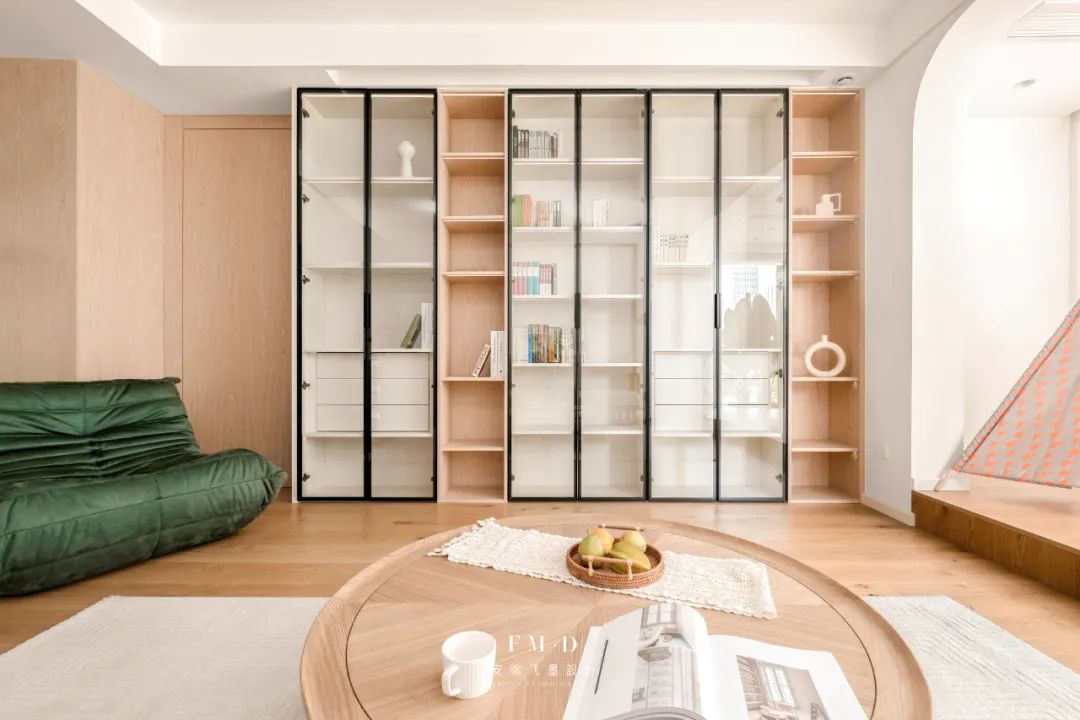 井井有条的收纳,小卧室收纳得井井有条温馨舒适