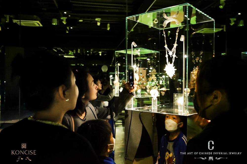 二十世纪珐琅珠宝,珠宝低温珐琅工艺