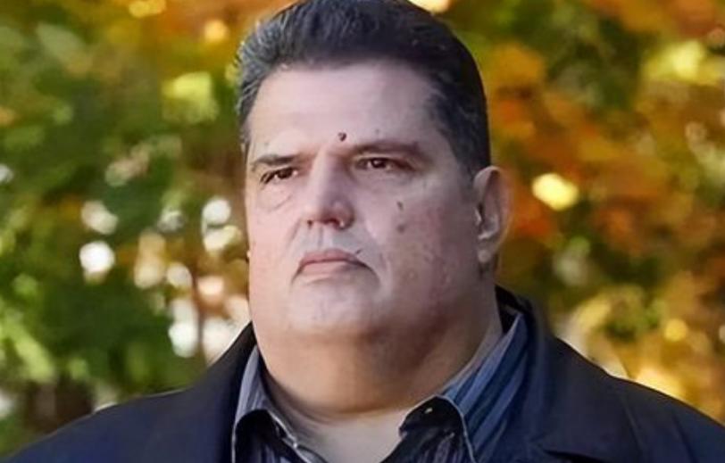 他*底卧**黑帮24年,无奈对上级说道:“再不收网,我就成老大了”