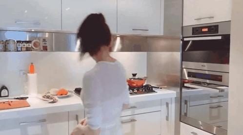 王心凌40岁还能保持这样的少女感,40岁翻红王心凌凭什么