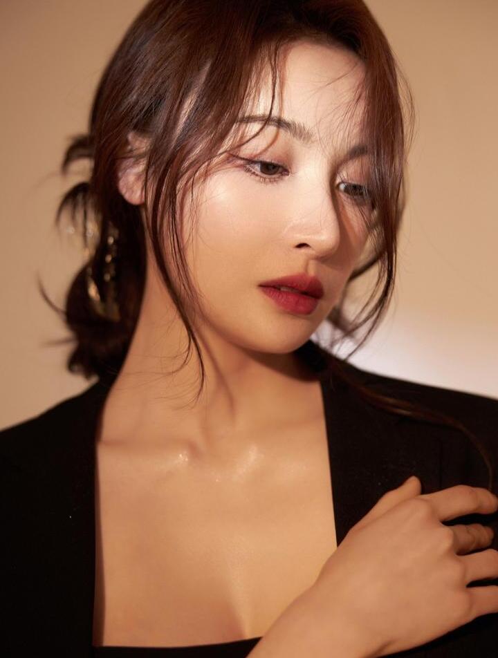 城中之城里面最漂亮的女人叫什么,城中之城气质女人