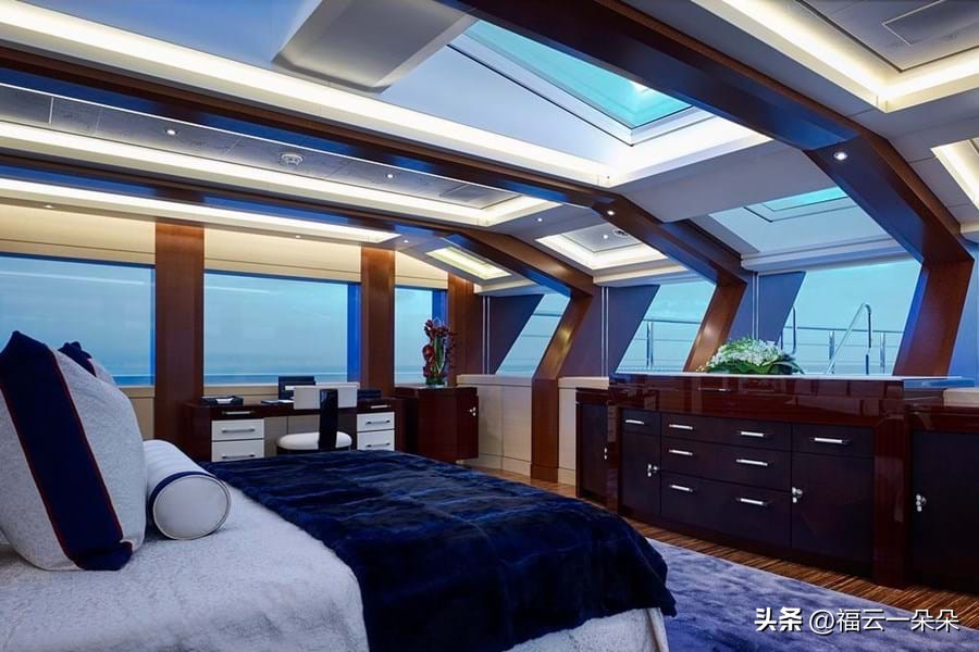 最贵豪华黄金游艇,世界上最火的金游艇