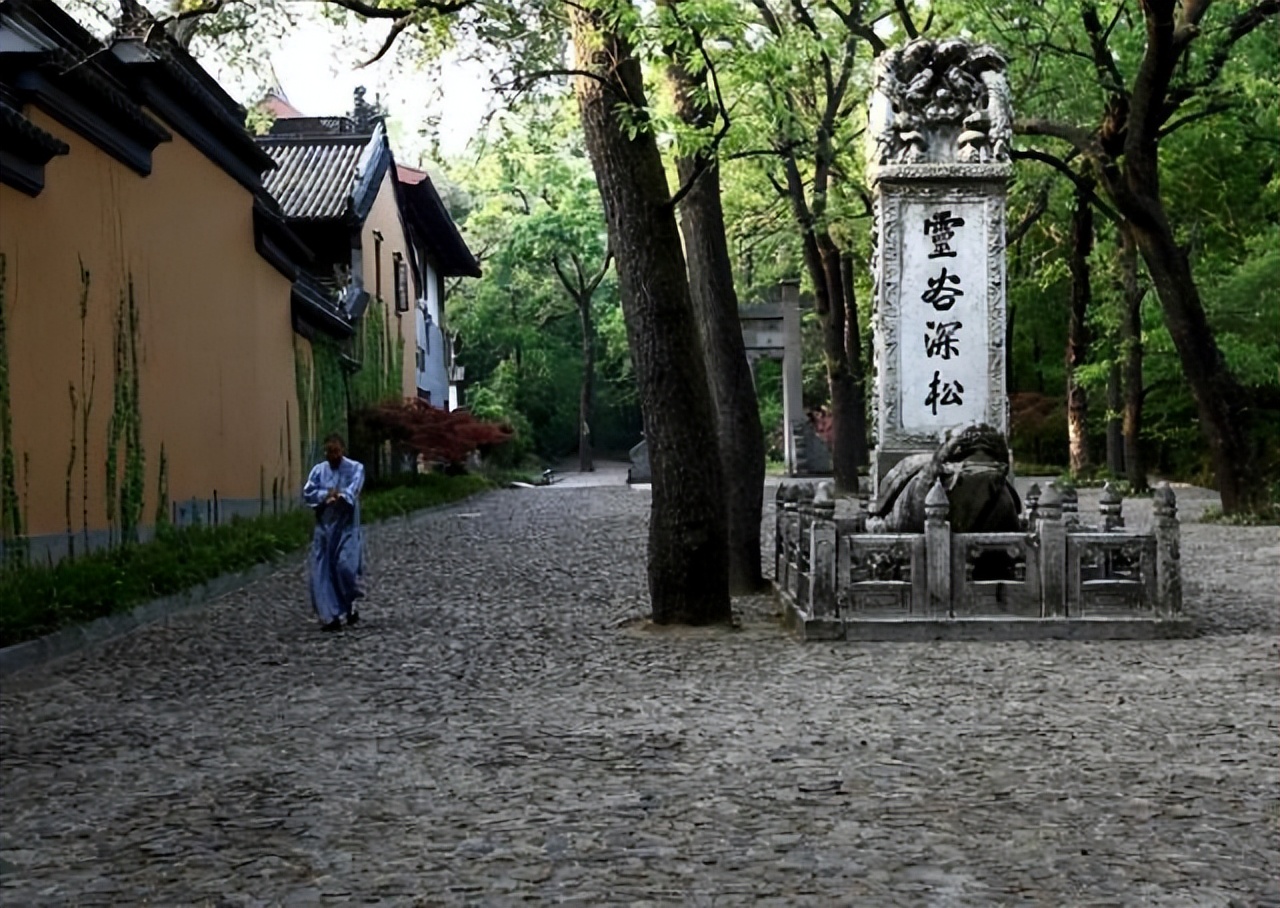 南京比较灵的寺庙毗卢寺,南京鸡鸣寺一座古老的寺院