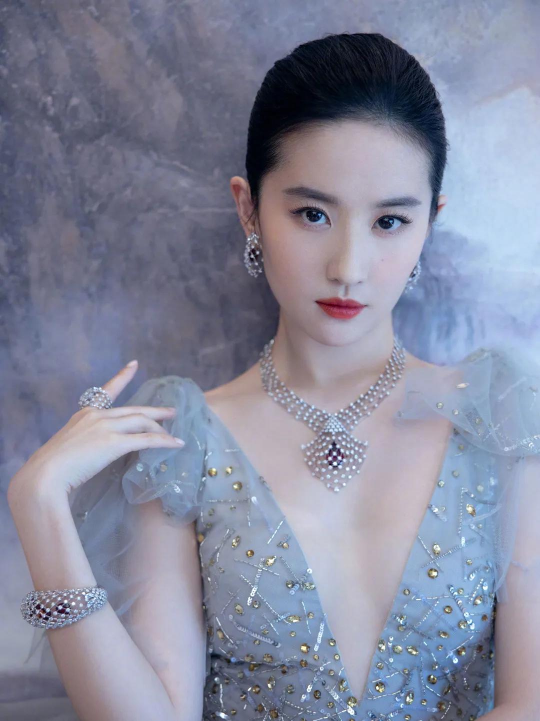 新手入门级5分钟速成画眉毛教程,怎么样画出最好看的眉毛又简单