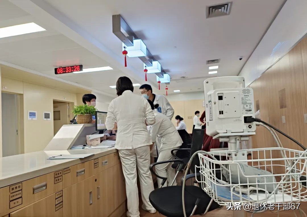 上海做护工1月拿到15000工资,医院做护工的真实感受