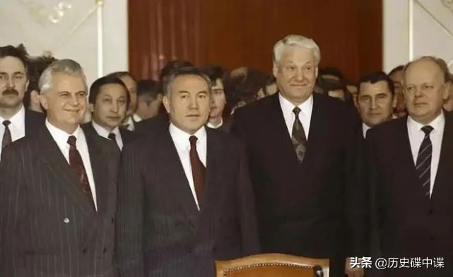 2009年普京帮工人视频 (普京奖励工厂工人的视频)