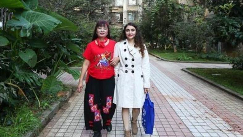 古巴小伙2个月追到中国女孩,古巴女孩退学追随男朋友