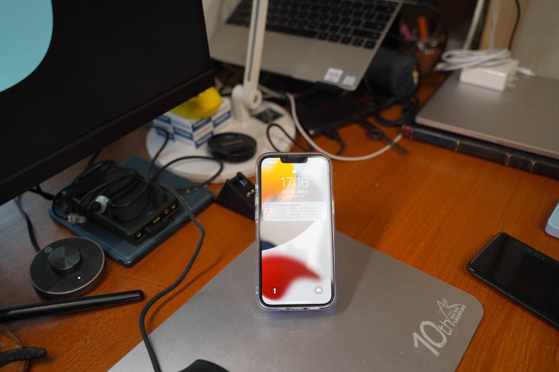 上海年入100万中年大叔,年入十万的中年男人