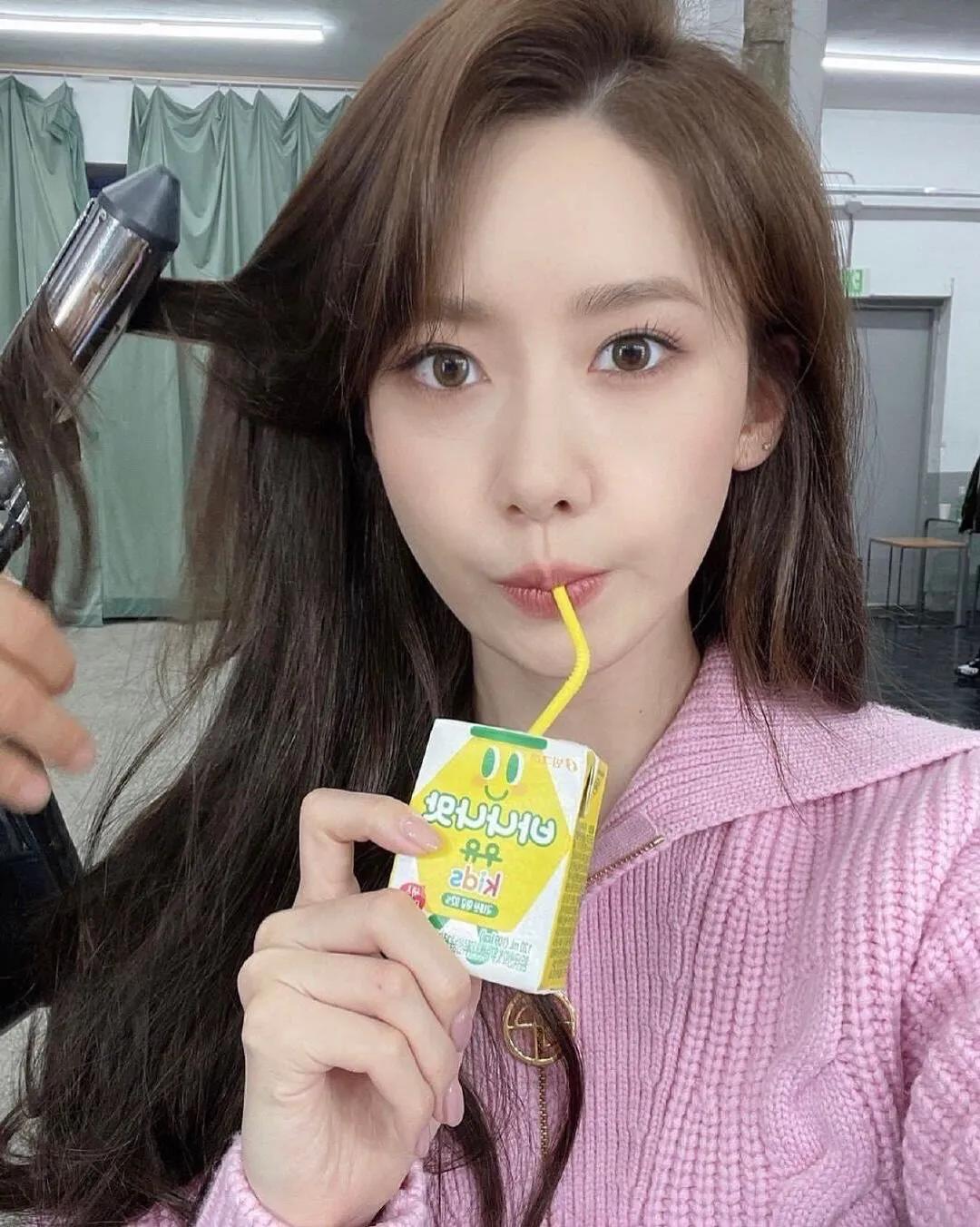 韩国女星林允儿电影,韩国女星林允儿动态壁纸