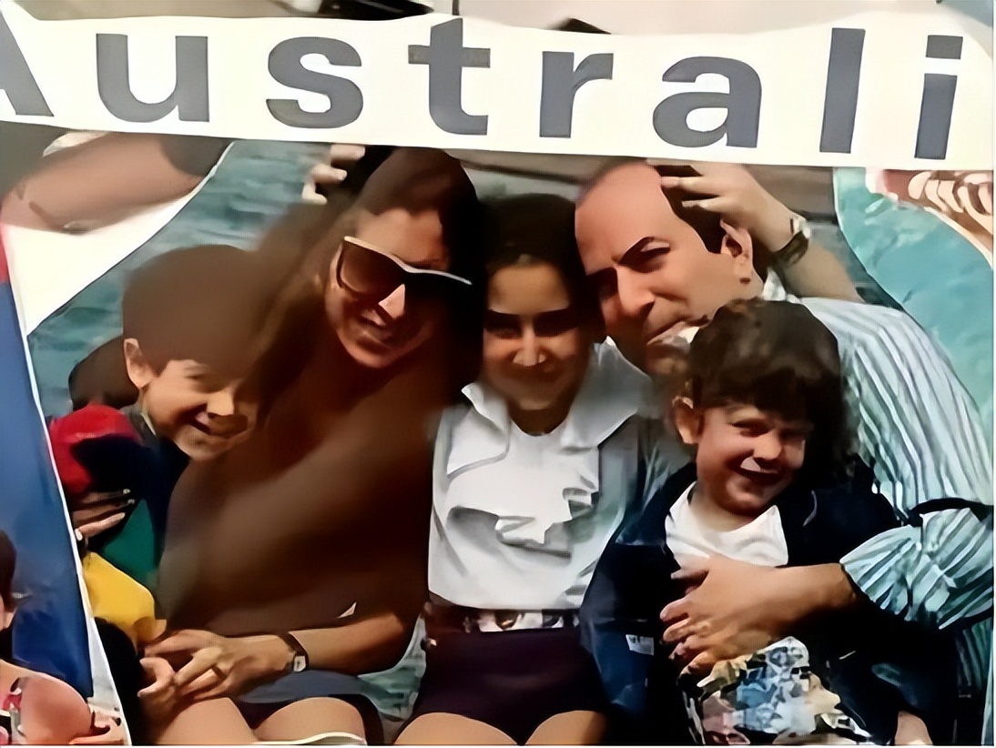 男子花25万买了一张无限次机票,男子花25万买一张无限次飞机票