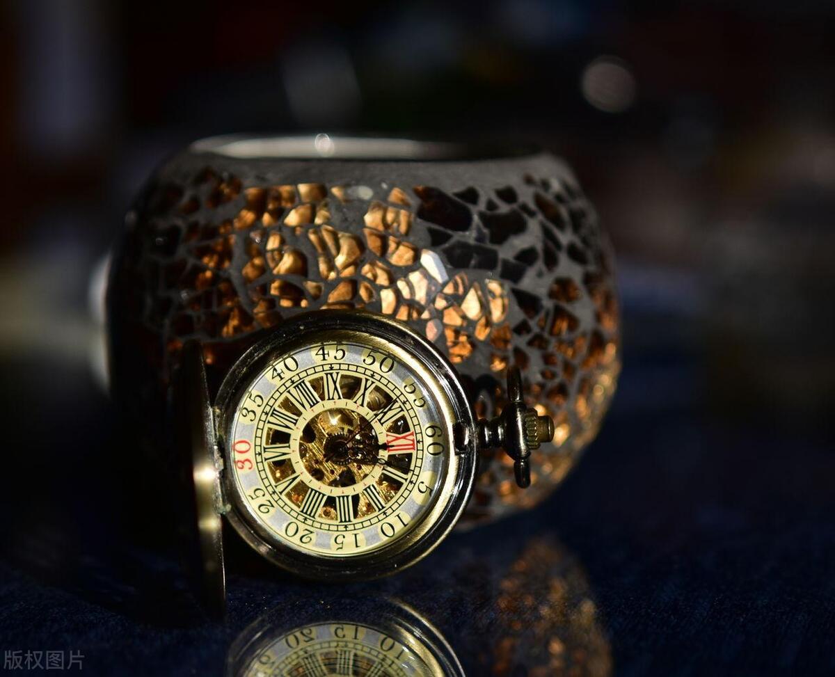 昆仑手表属于世界十大名表吗,依波表是世界十大名表吗