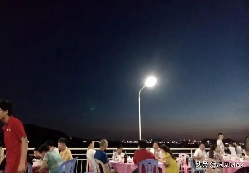 前任因为我有钱复合,前任因为我欠钱还想复合