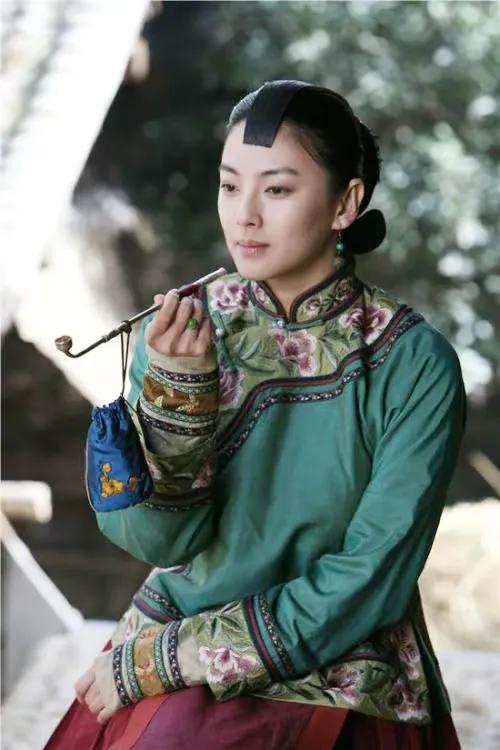 张雨绮也太有女王范了吧,十年过去张雨绮风采依旧