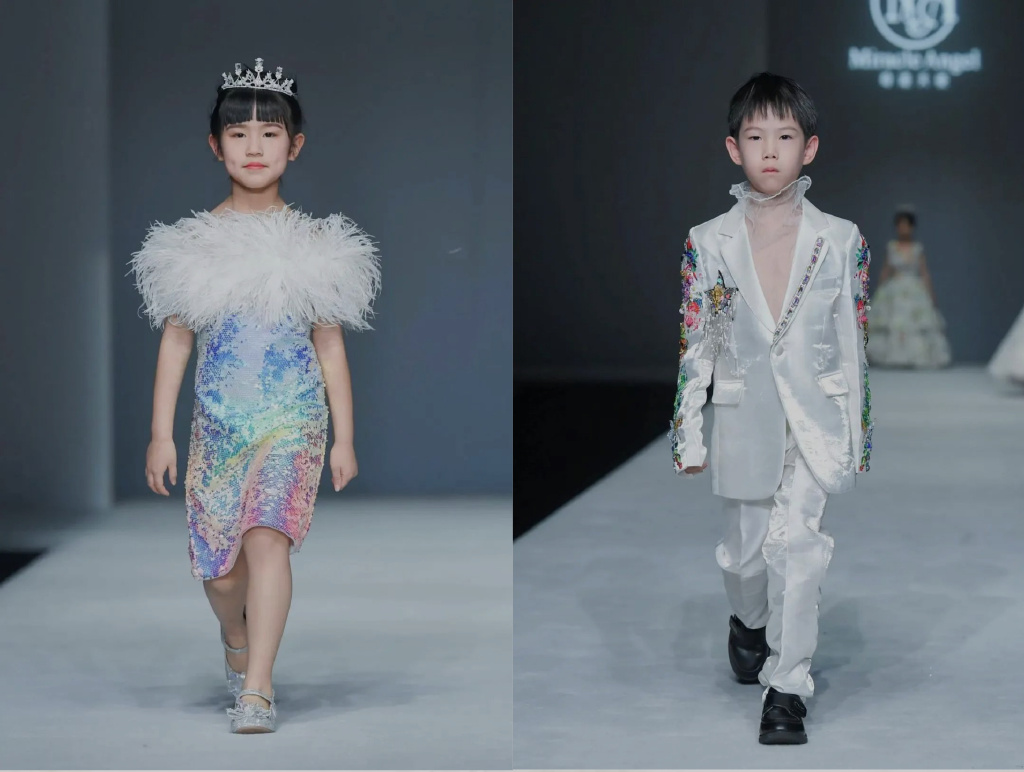 童话小镇童装,童话小镇童装加盟