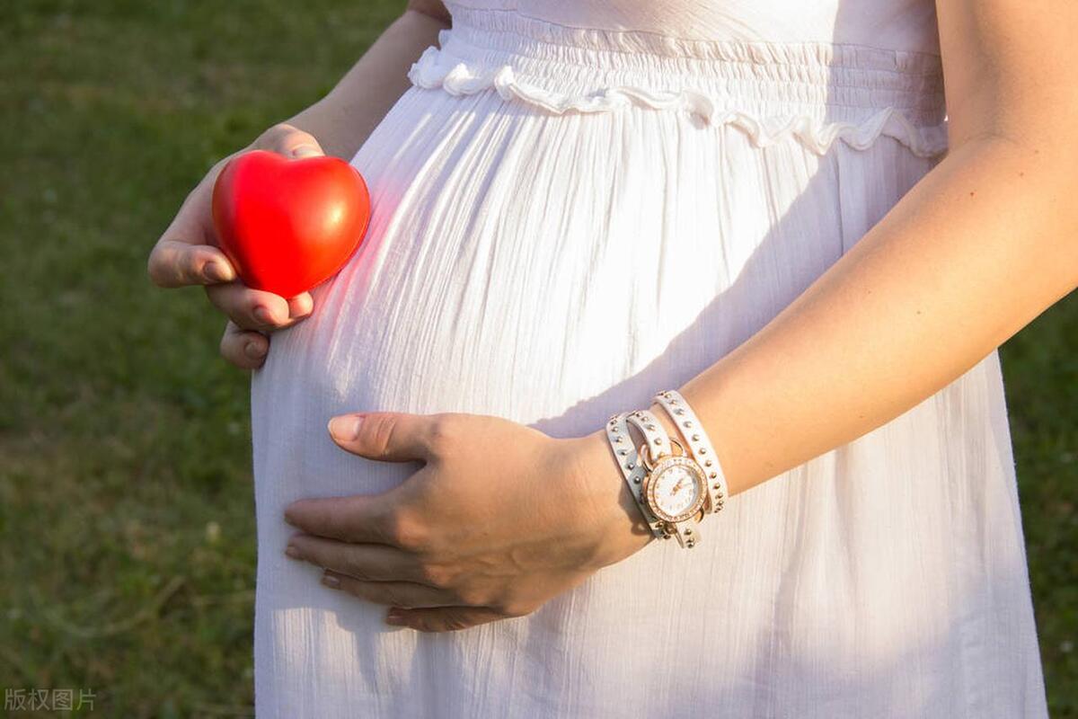 女子怀孕七个月被发现,四维检查胎儿发育异常引产