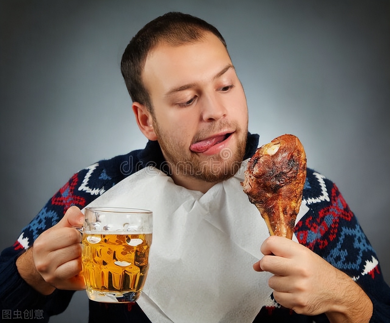 长期胃痛应该如何治疗？赶紧伸出舌头看一看