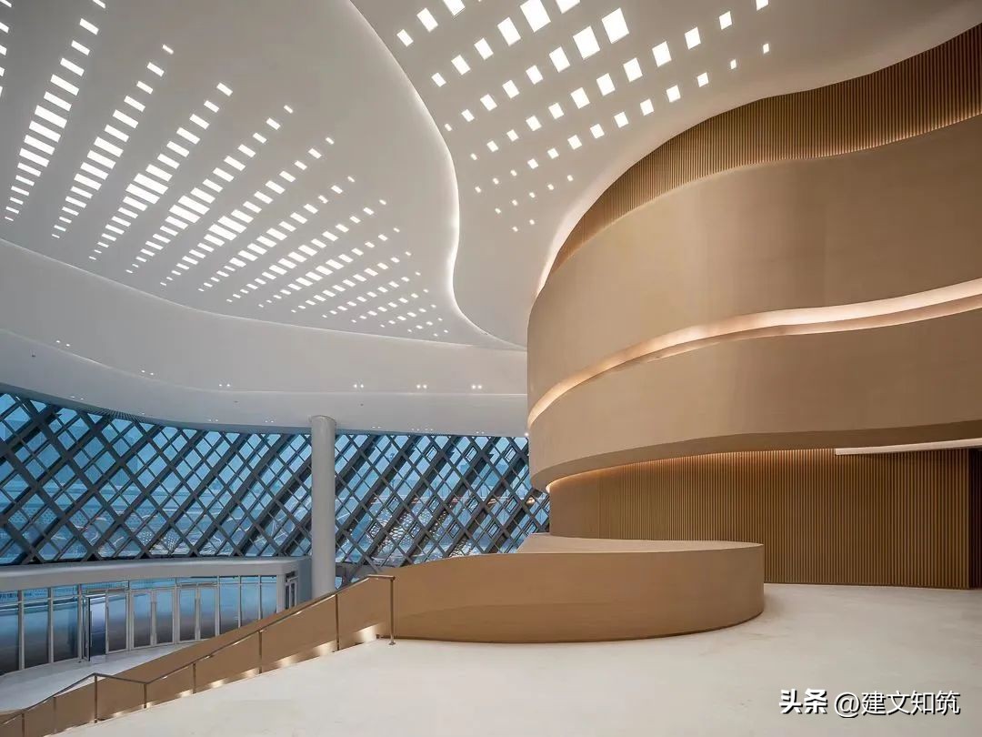 重庆龙兴足球场文旅,重庆龙兴足球场设计方