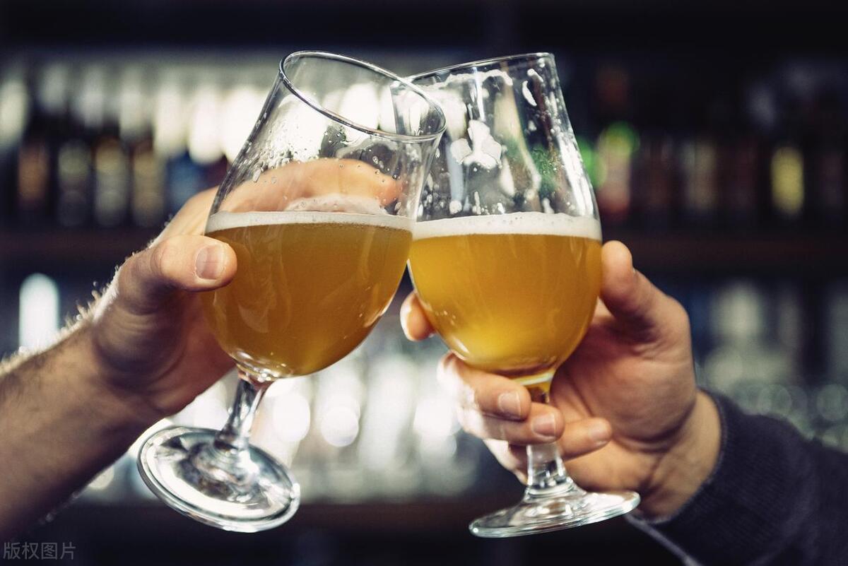 百威为什么誉为啤酒之王,百威啤酒什么档次最贵最好喝