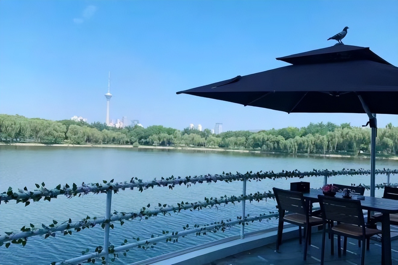 天津水晶宫饭店混改成功,天津水晶宫饭店风格