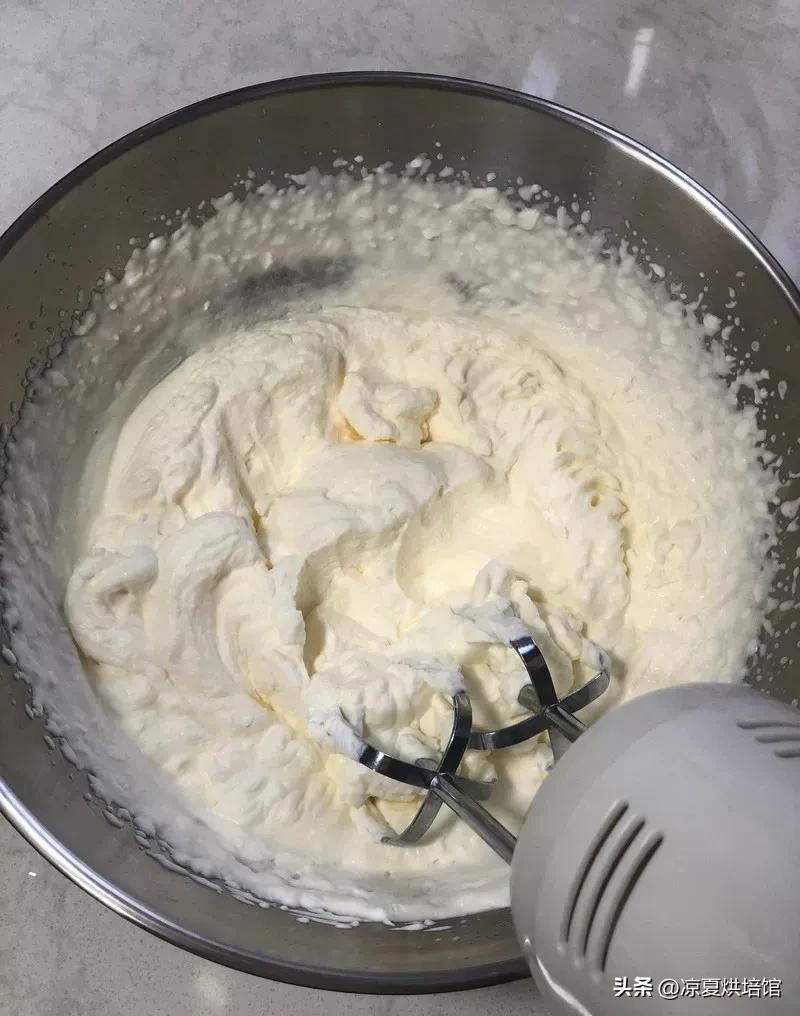 淡奶油冷冻了不要扔,可以这样拯救！2分钟教你拯救冻奶油！