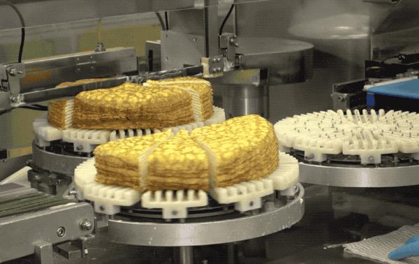 一层一层的奶油蛋糕怎么做,做一个千层蛋糕需要多少奶油