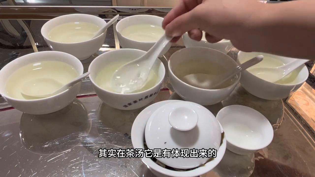 高档铁观音什么样的好,清香型铁观音什么价位的