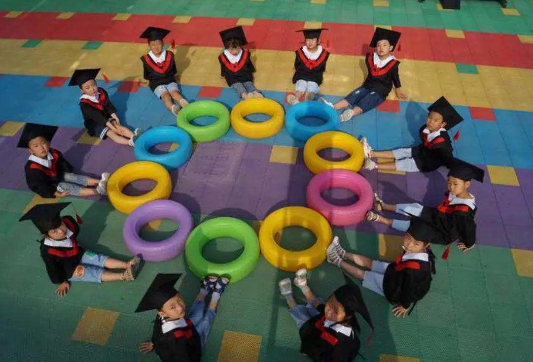 400元拍幼儿园毕业照,请摄像师拍幼儿园毕业照多少钱