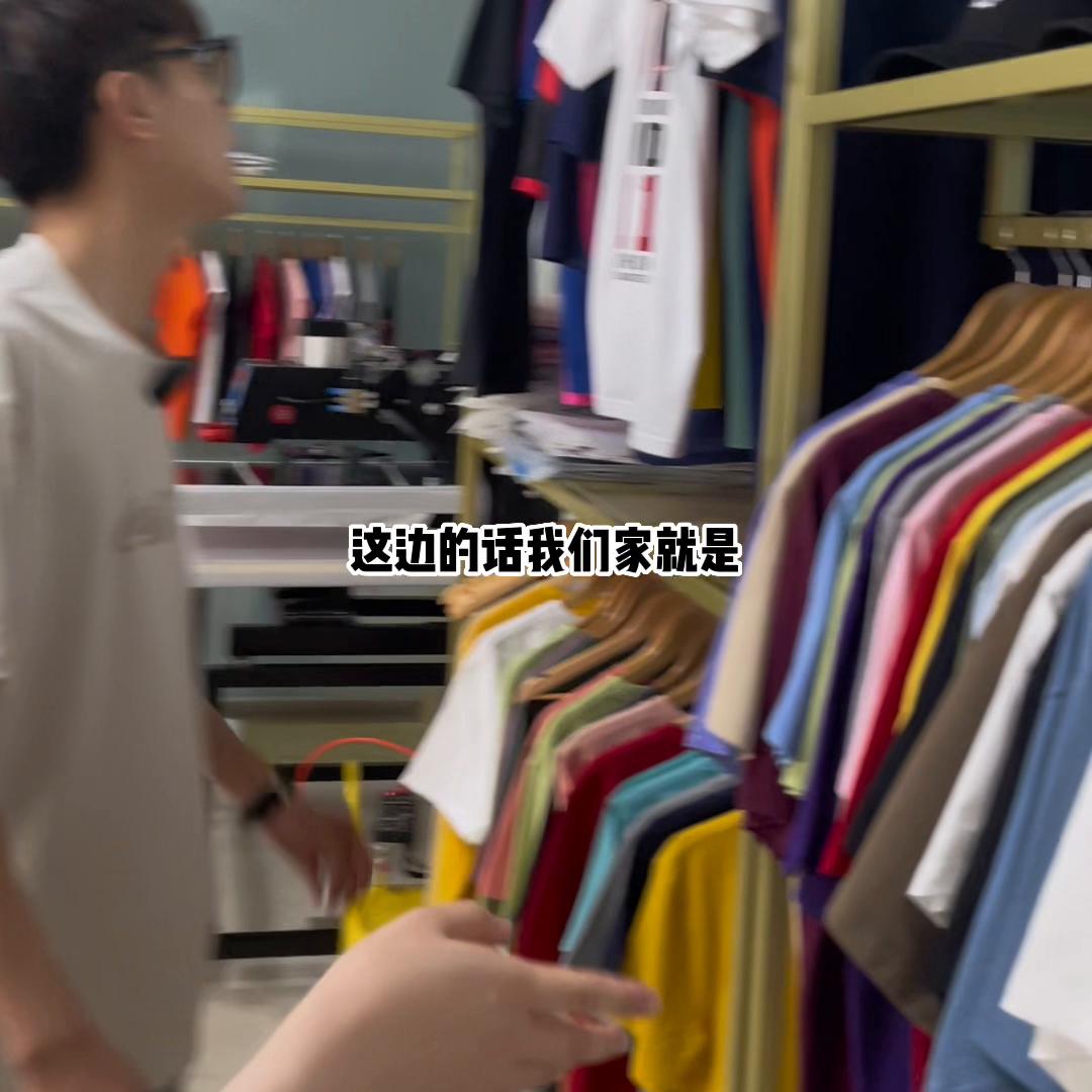 50块左右好的t恤,1千块钱多少面料做t恤