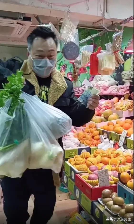 疫情下的香港明星艰难生活,疫情下香港艺人