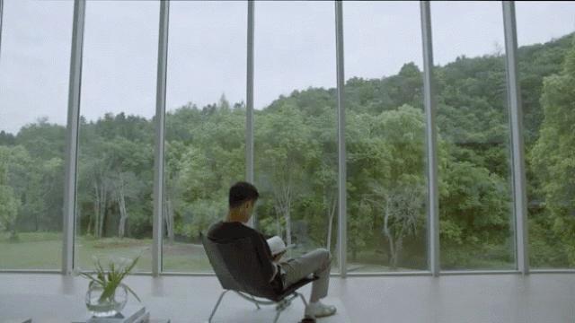 四个人回老家改造老房子,90后回农村建房子视频