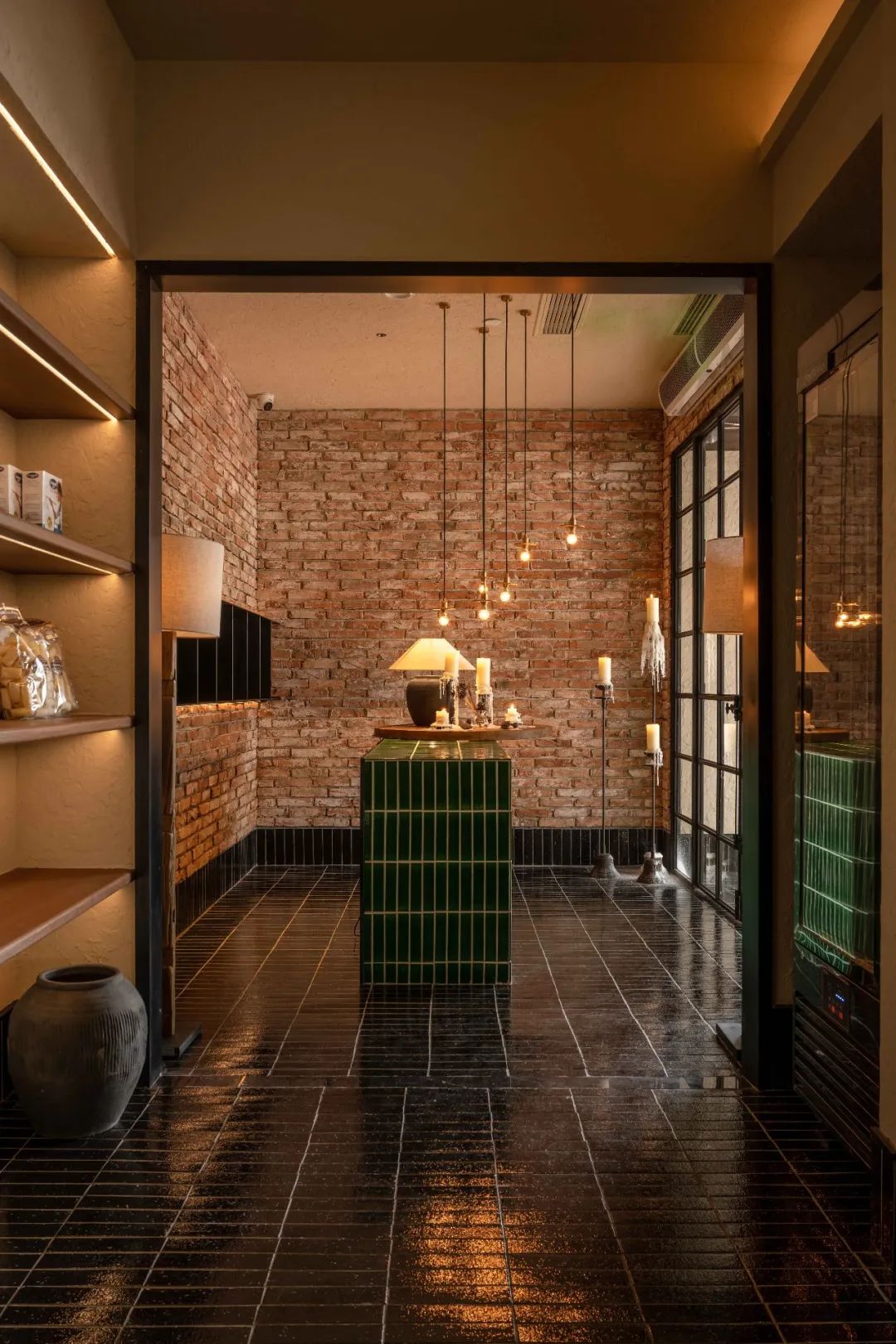 设计灵感丨高温+疫情，这18家“倒霉”的成都新店有什么看头？