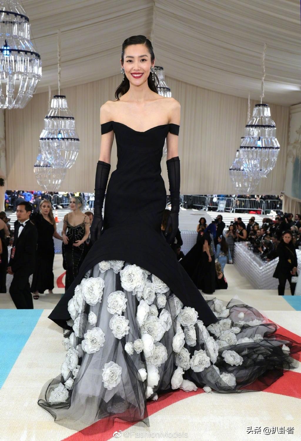 metgala蔡徐坤神图,metgala蔡徐坤同框