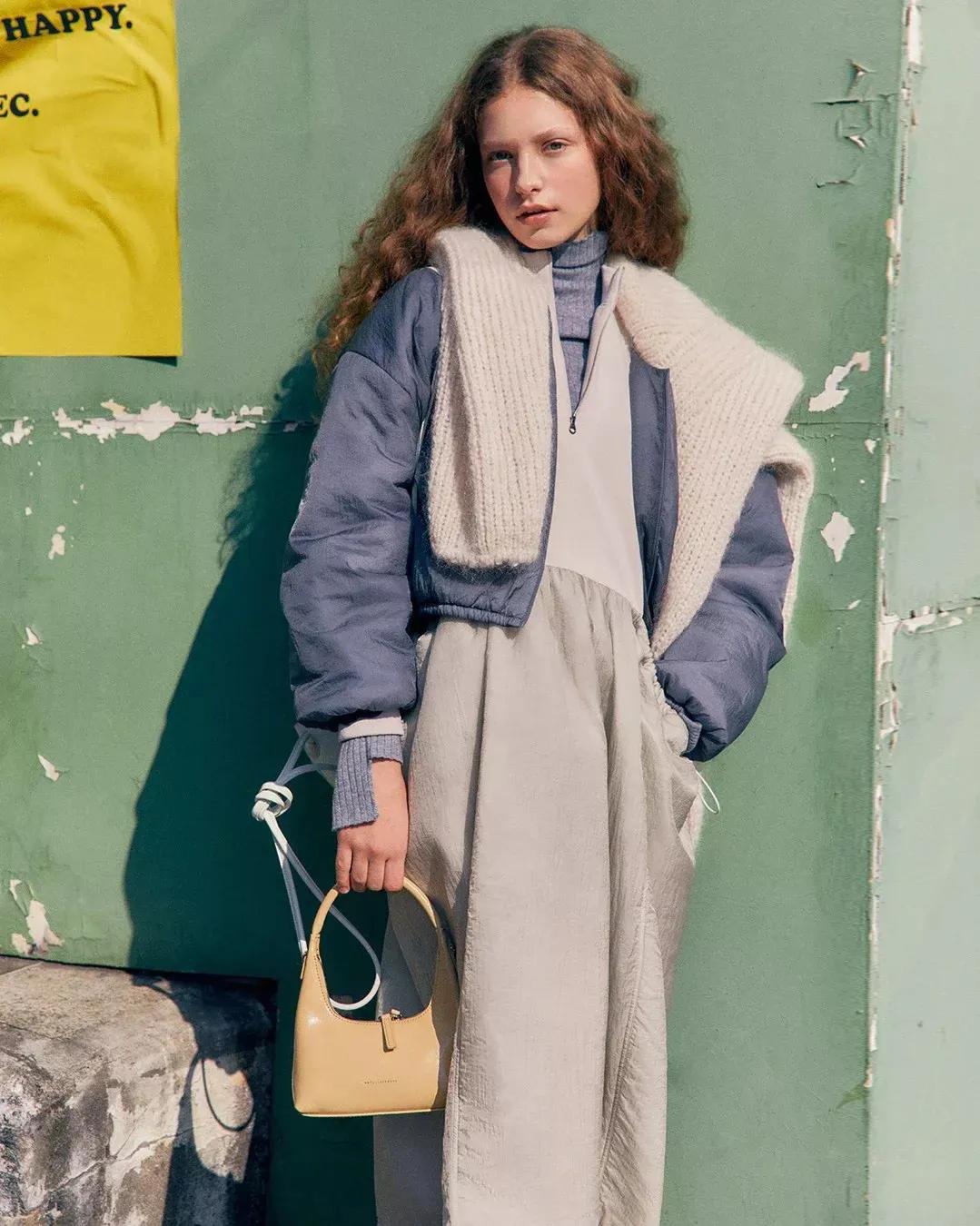 派克大衣和羽绒服哪个保暖好,冬季羽绒服建议选买这3种颜色