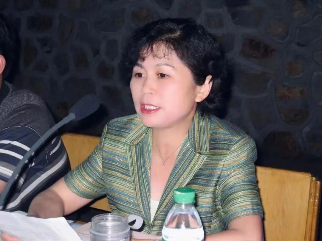 文华学院肖行定：学生心目中敬爱可亲的“肖妈妈”