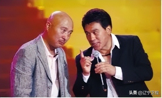 第一个小品是谁演的,第一个小品诞生