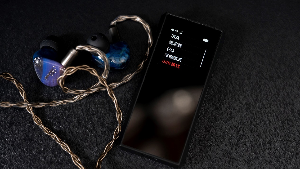 飞傲btr7接有线耳塞效果如何,飞傲btr7蓝牙音质改善不明显