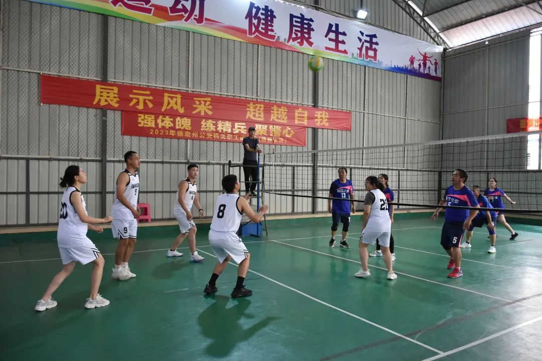 瑞丽边检国门,瑞丽口岸人员出入境通关流程指引