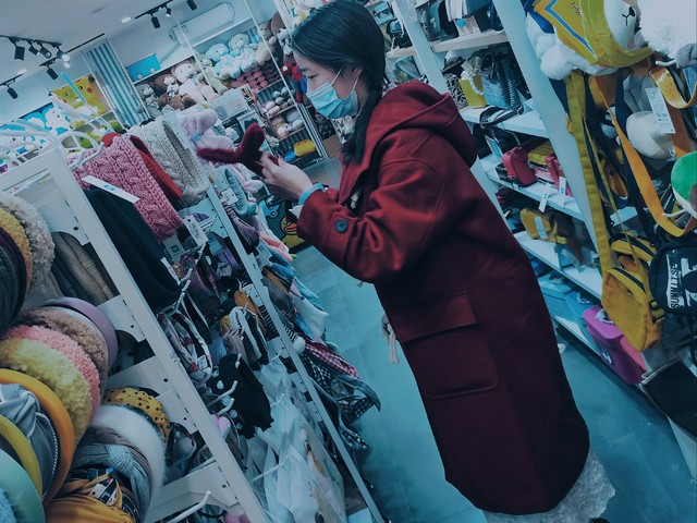 如何对比同款商品价格,同款商品为什么那么贵