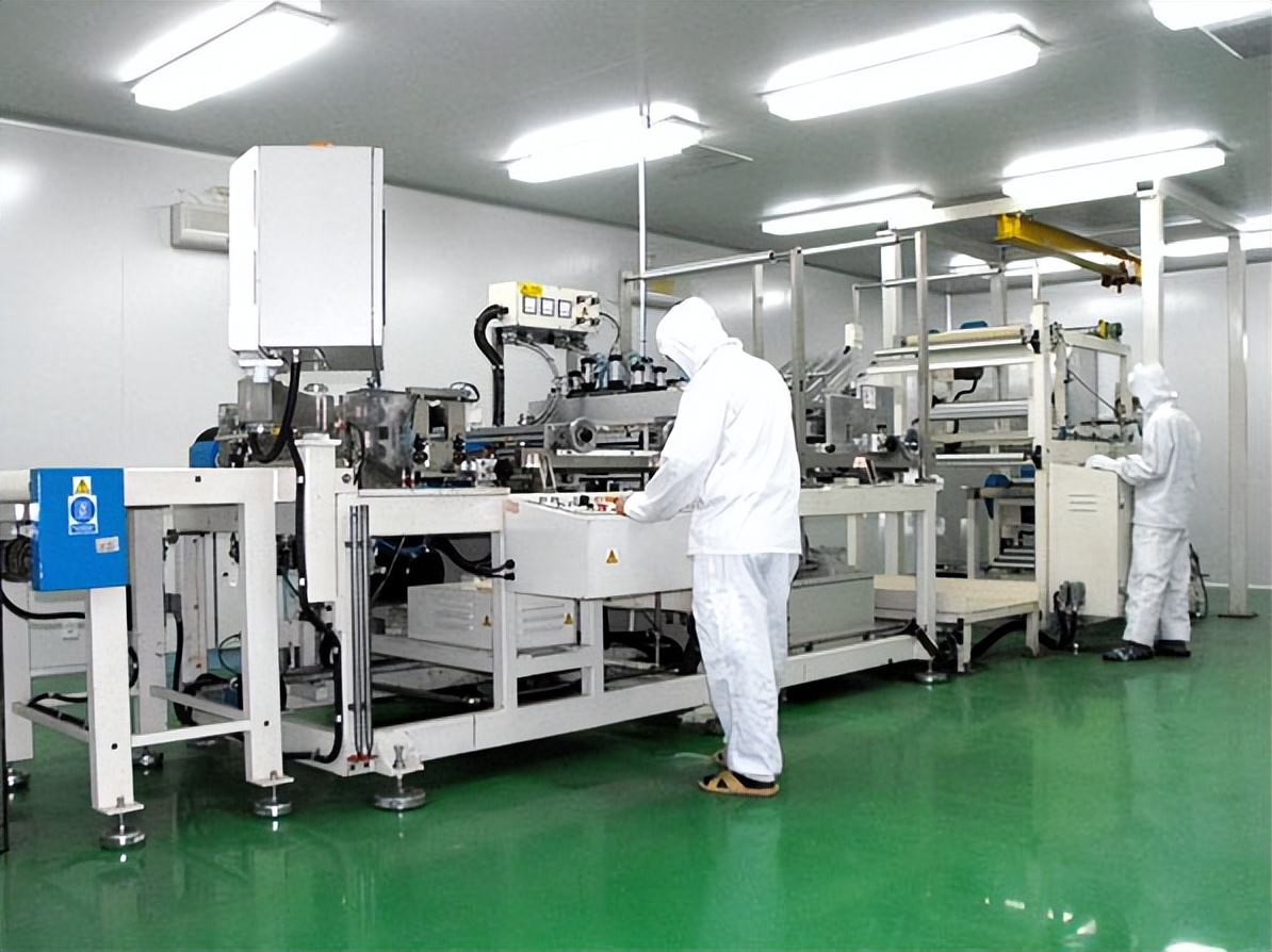 许书标和颜斌生产的红牛饮料,红牛创始人许书标几个儿子