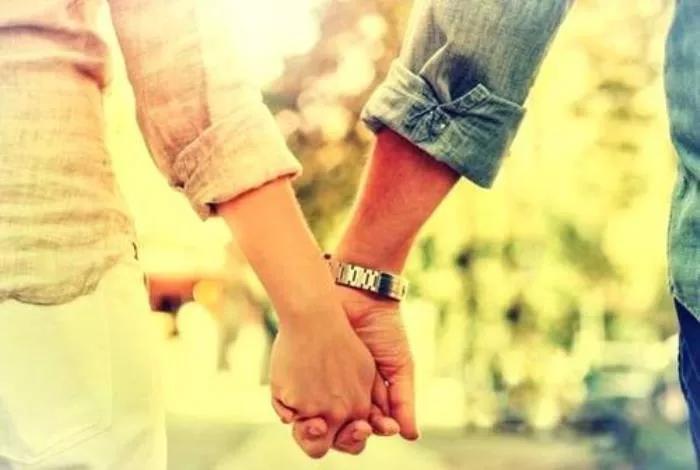 蓝颜知己到底是什么意思,男人的蓝颜知己和女人的蓝颜知己