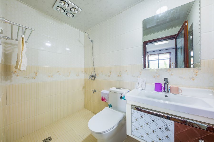 桐庐瑶琳仙境一揽芳华民宿,桐庐瑶琳仙境分水江边民宿