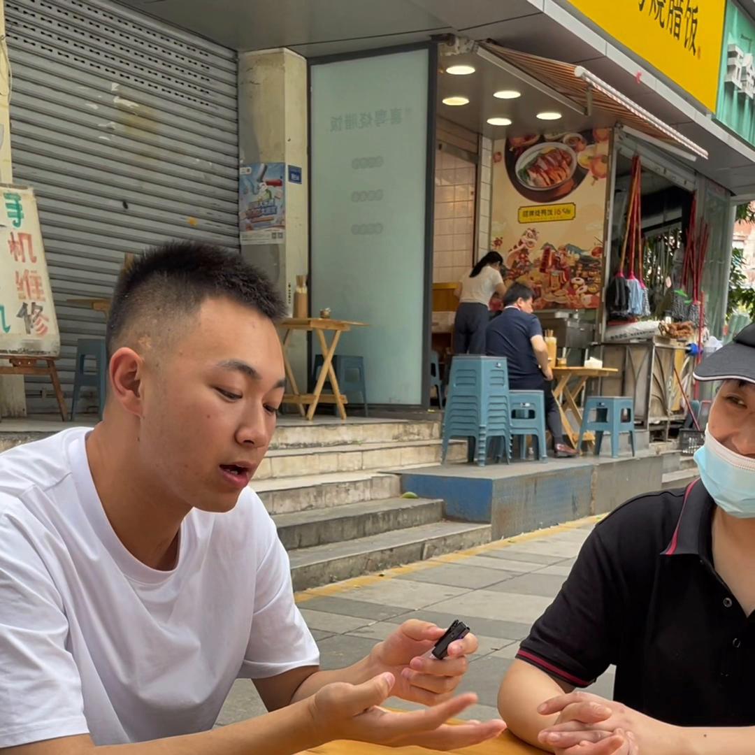 面馆你所不知道的暴利,一天卖2000的面馆几个人