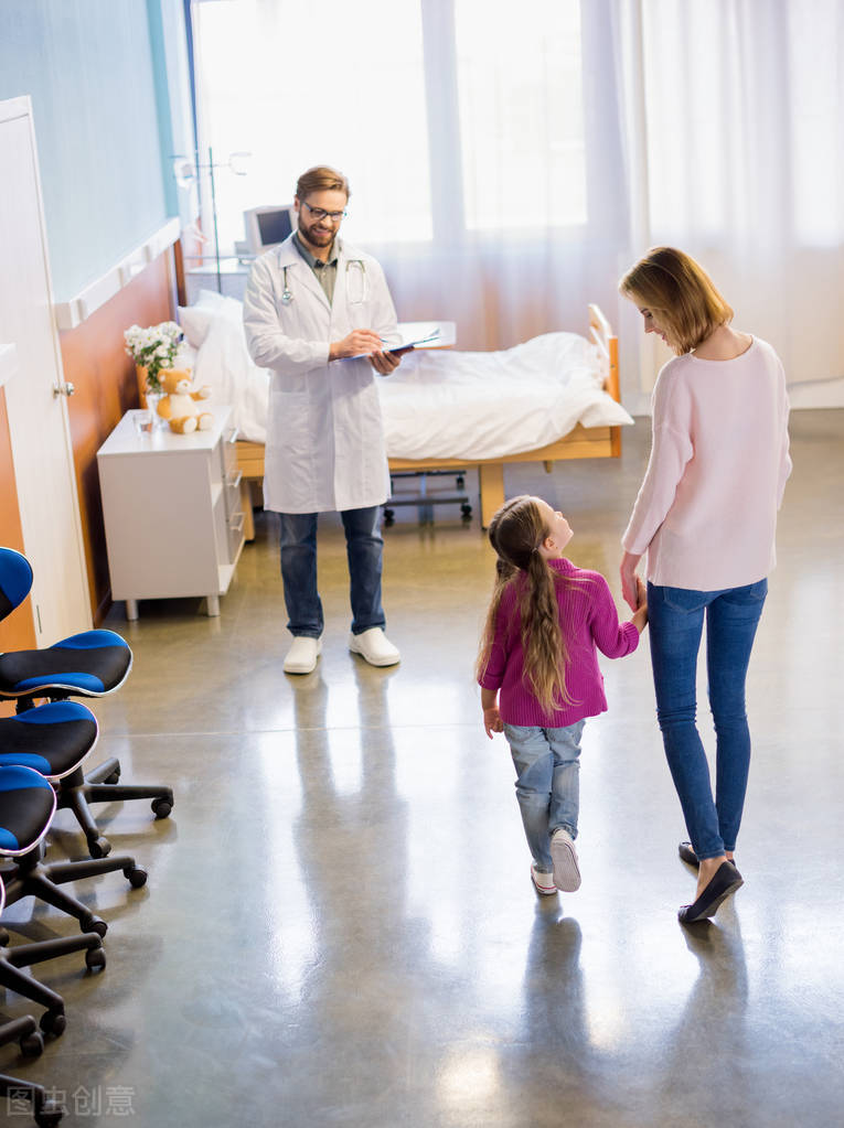 艰辛的养娃之路,养娃的辛酸之路从熬夜开始